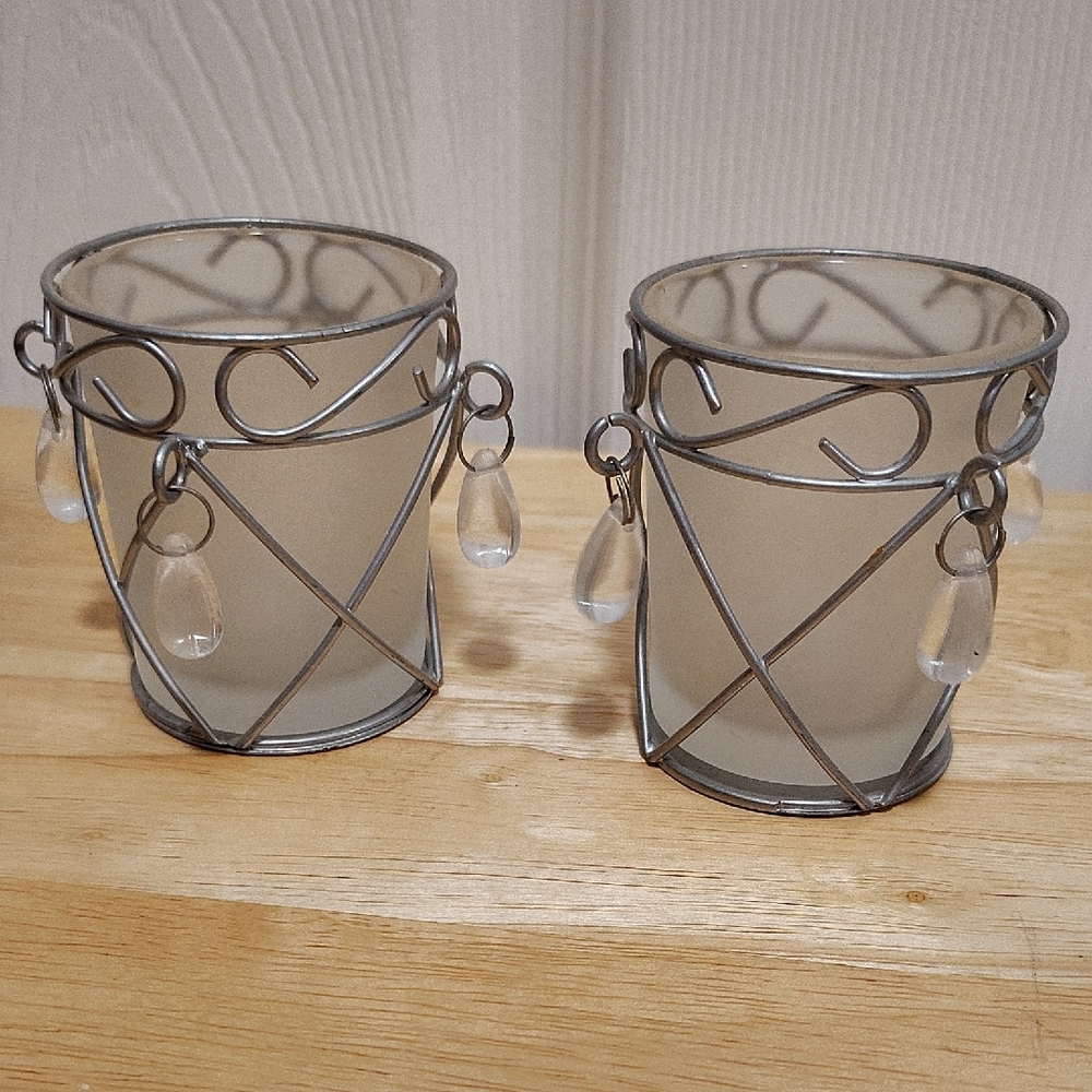 Jasmine Bouquet Candle Holder With Bead Acents